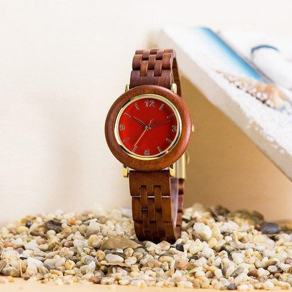 Montres en Bois Rouge Personnalisable pour Femme 